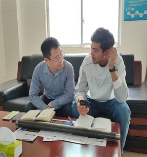 Russian customers discuss fin tube details