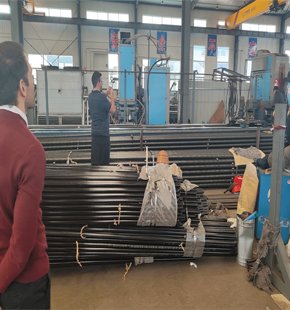 Uzbekistan customers inspect fin tubes