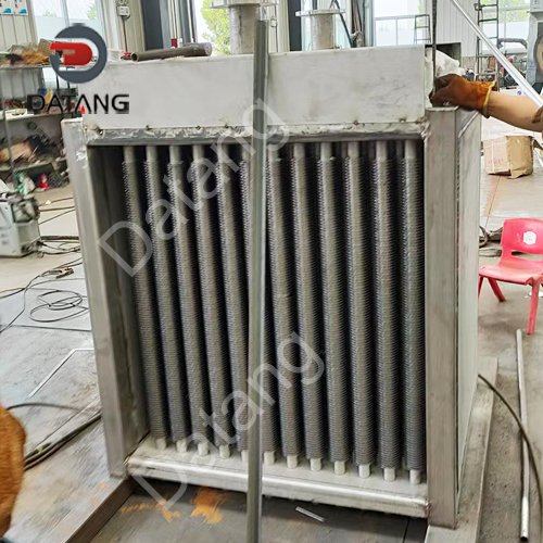 Helical tension wound finned tube radiator for steam heating