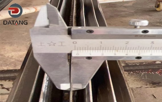 Longitudinal Finned Tube Fin thickness detection